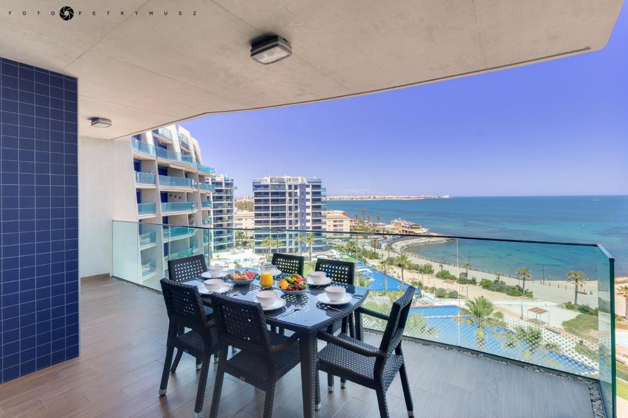 Apartamento Sea Senses Victoria Frente Al Mar Torrevieja Luaran gambar