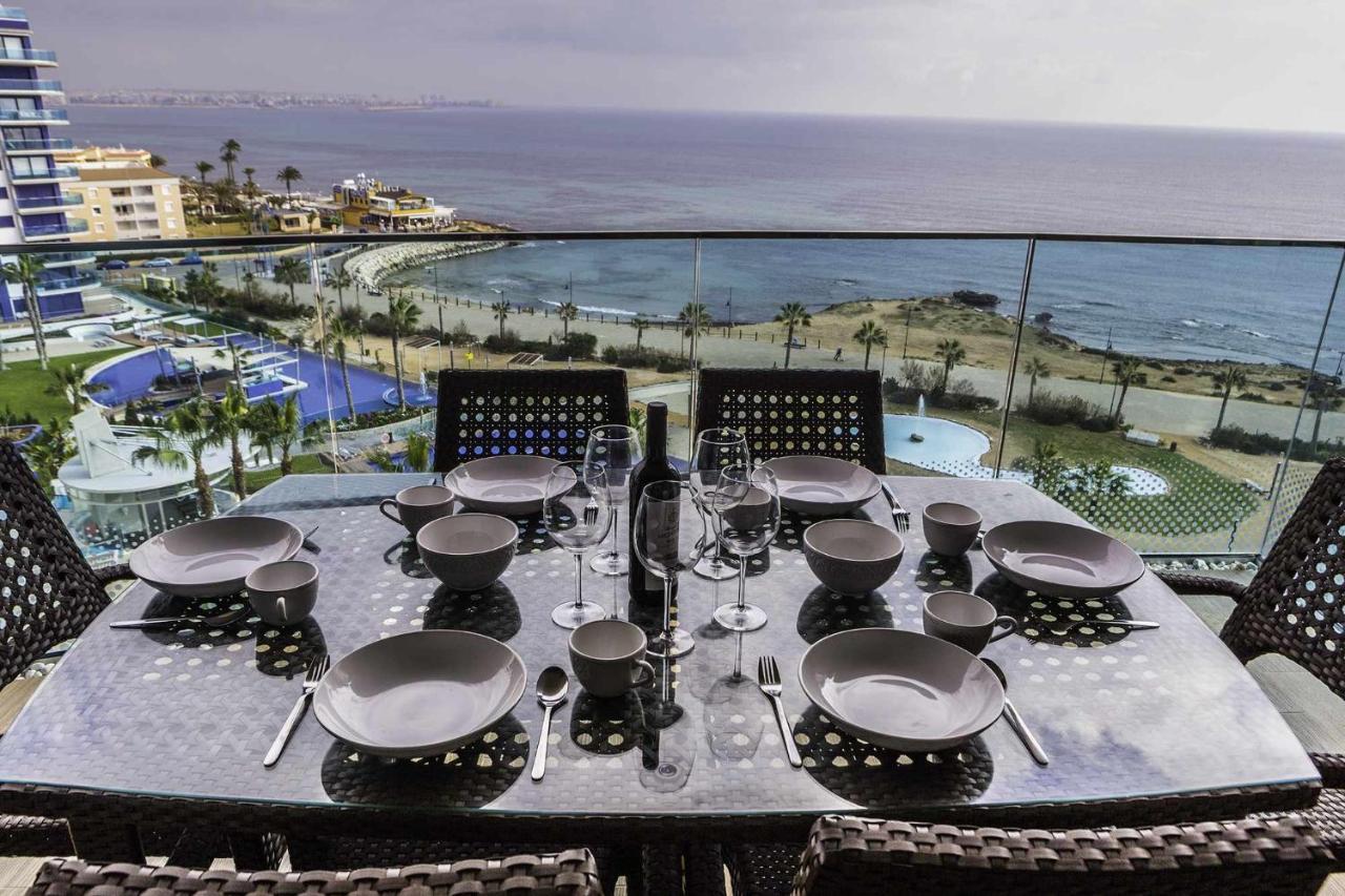 Apartamento Sea Senses Victoria Frente Al Mar Torrevieja Luaran gambar