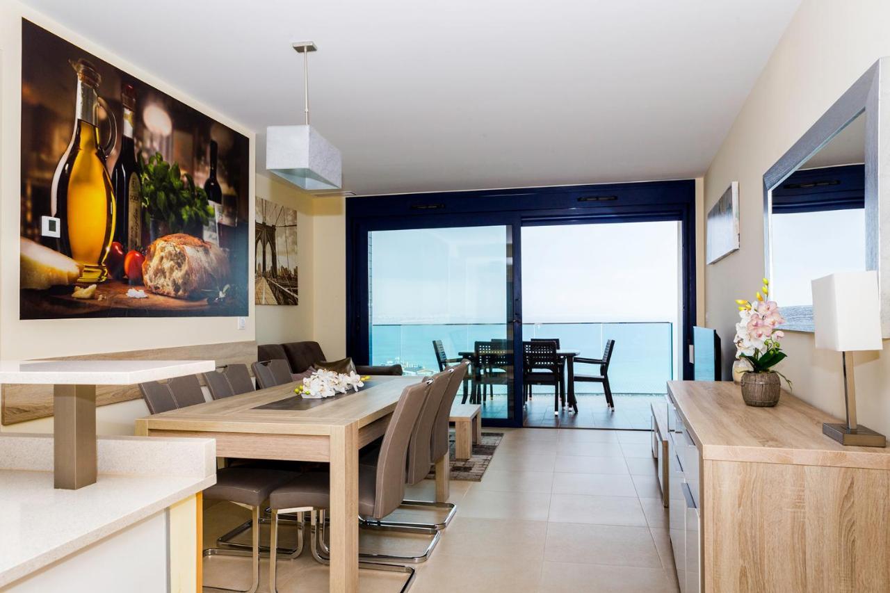 Apartamento Sea Senses Victoria Frente Al Mar Torrevieja Luaran gambar